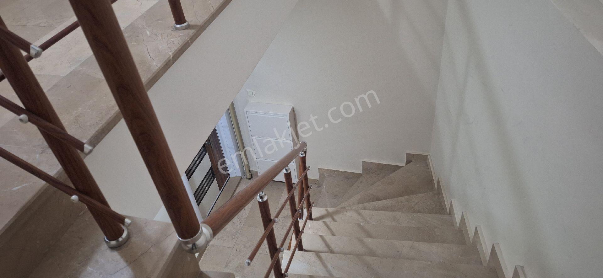 Şahinoǧlu Emlaktan Trabzon O.hisar Y.tepede, ,deniz Manzaralı 1+1 Kiralık Daire - Görsel 4