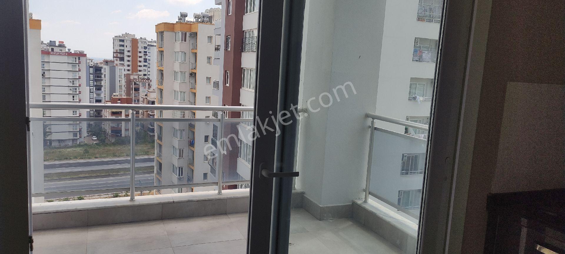100 Yıl Da Havuzlu Site İcinde Lüx Satılık Daire - Görsel 5