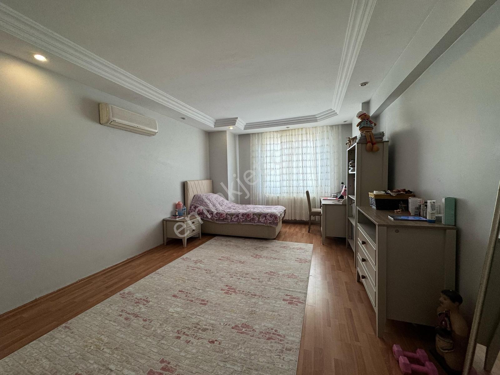 T.özal Blv Üzeri Geniş 4+1/k.mutfak/ç.banyo/kombi/iskanlı Daire - Görsel 21