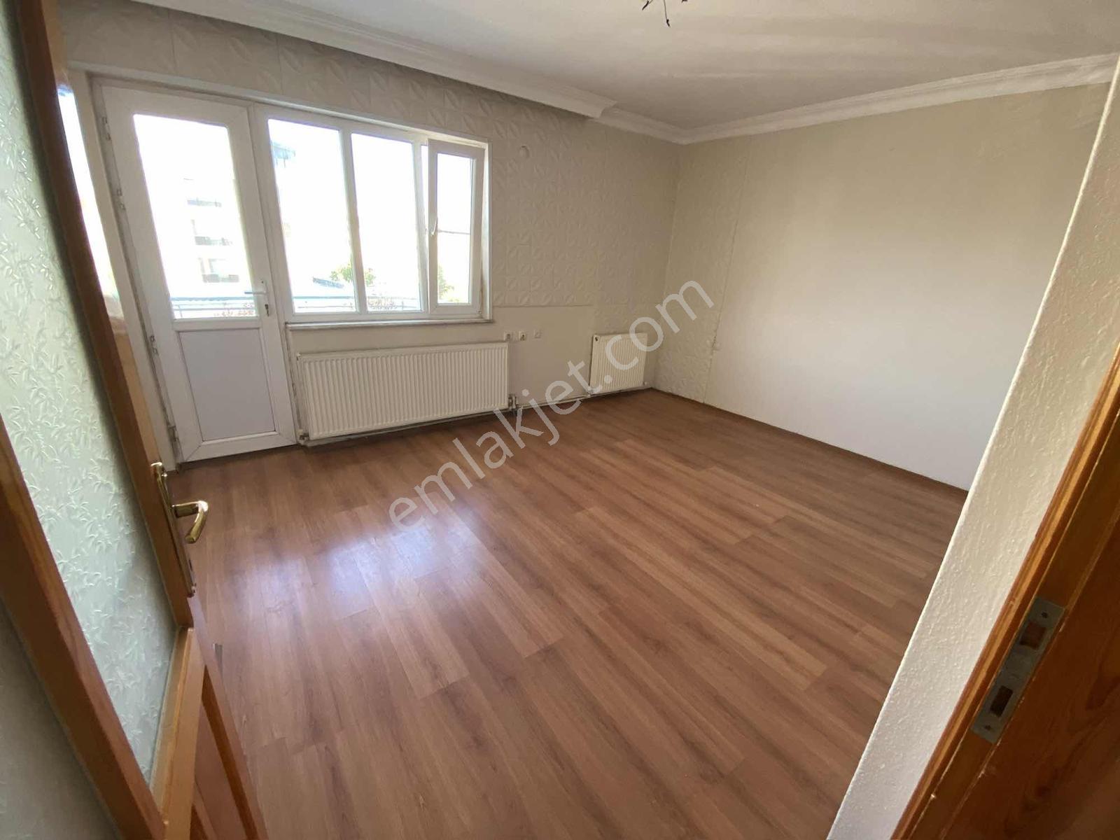 Paşaalanı Mahallesi Merkezi Konumda Önü Açık Kiralık 3+1 Daire - Görsel 32