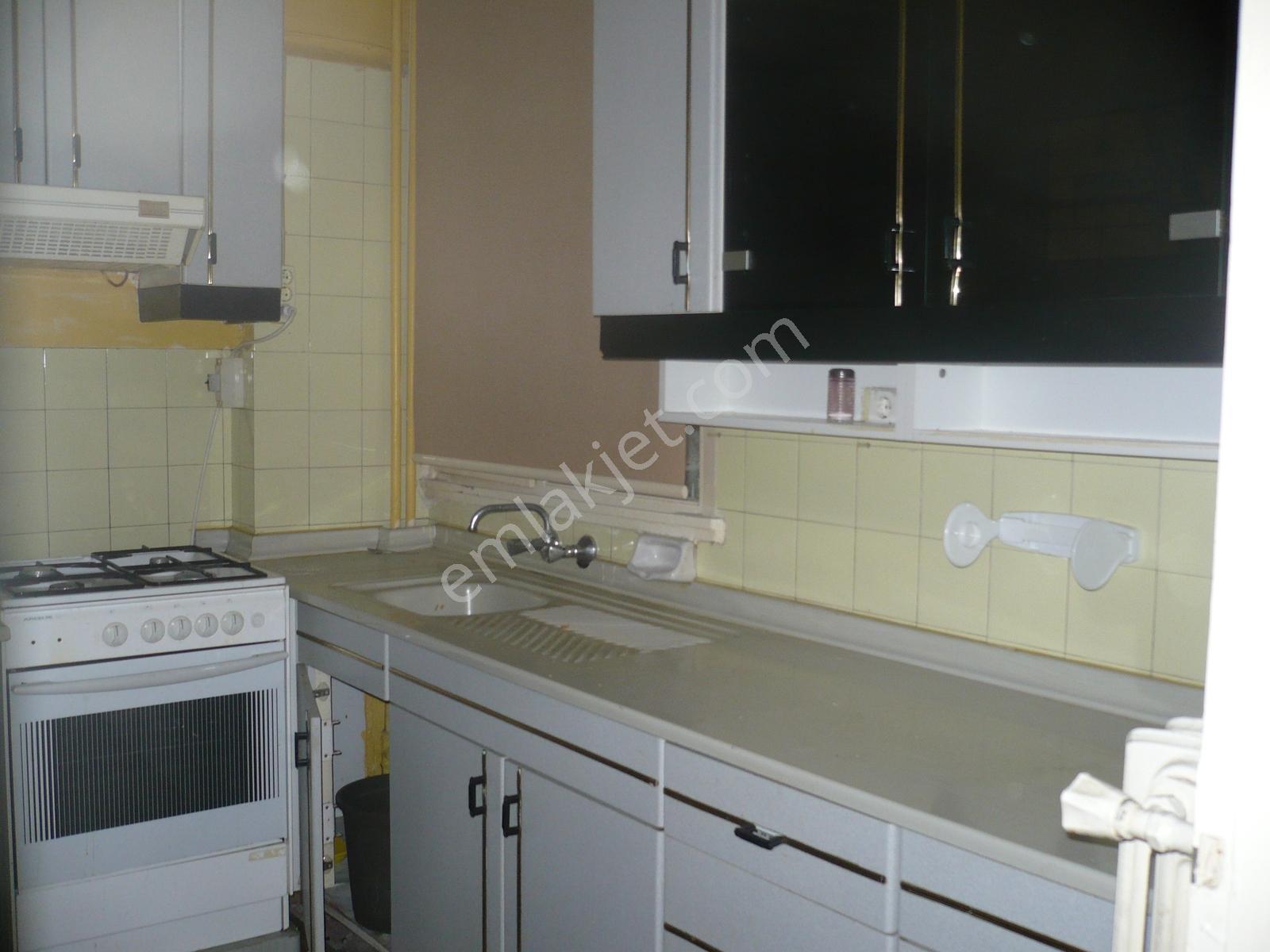 Bakırköy Sakızağcında 4+1 160m2 Bahçe Katı Kısmi Deniz Manzaralı - Görsel 7