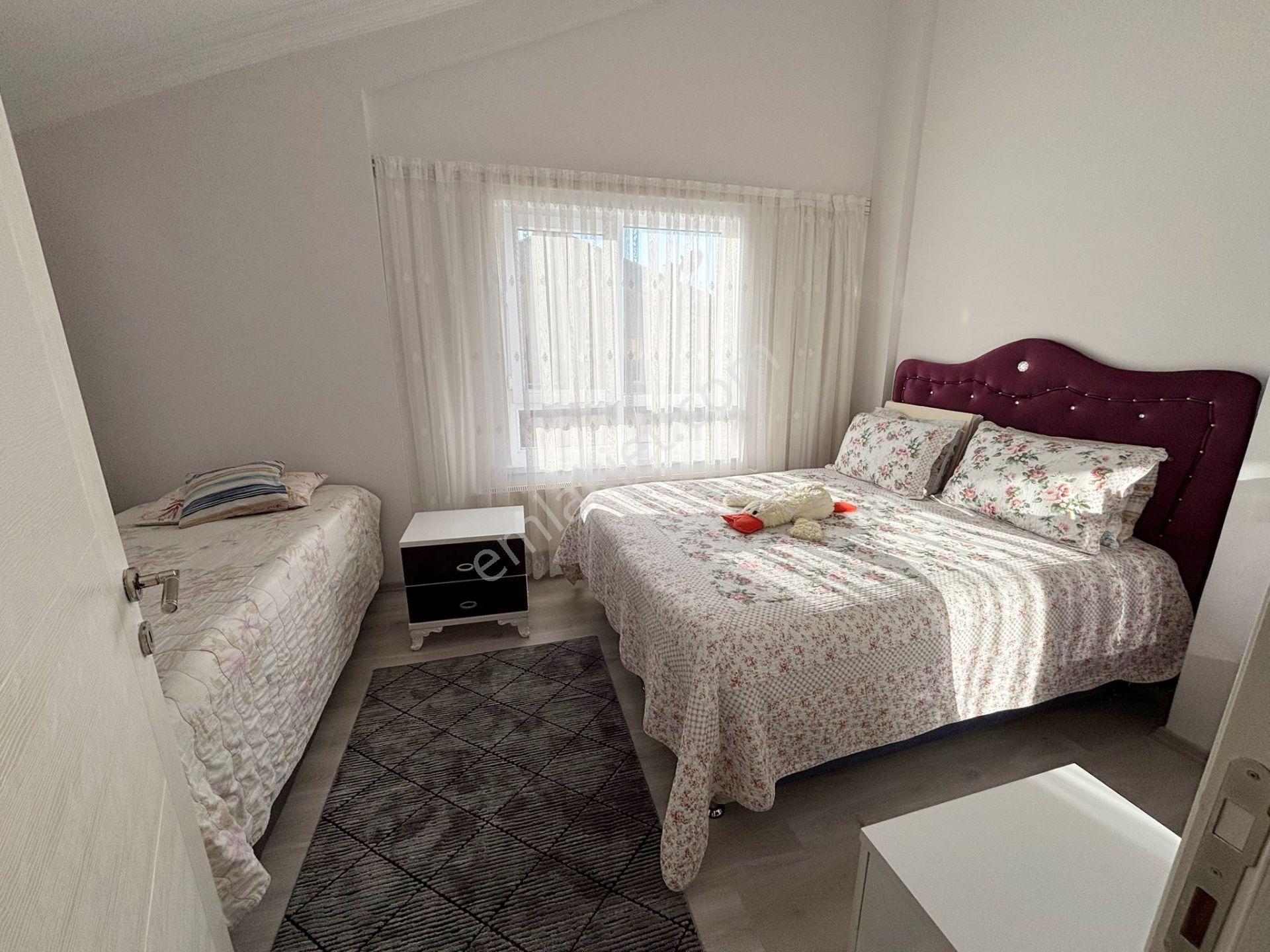 Abidin Aktaş'da Cadde Yakını 4+1 Teras Balkonlu Dubleks Daire_!! - Görsel 22