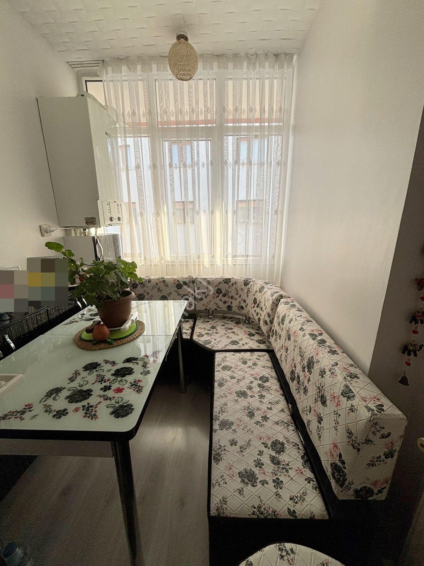 Abidin Aktaş'da Cadde Yakını 4+1 Teras Balkonlu Dubleks Daire_!! - Görsel 5