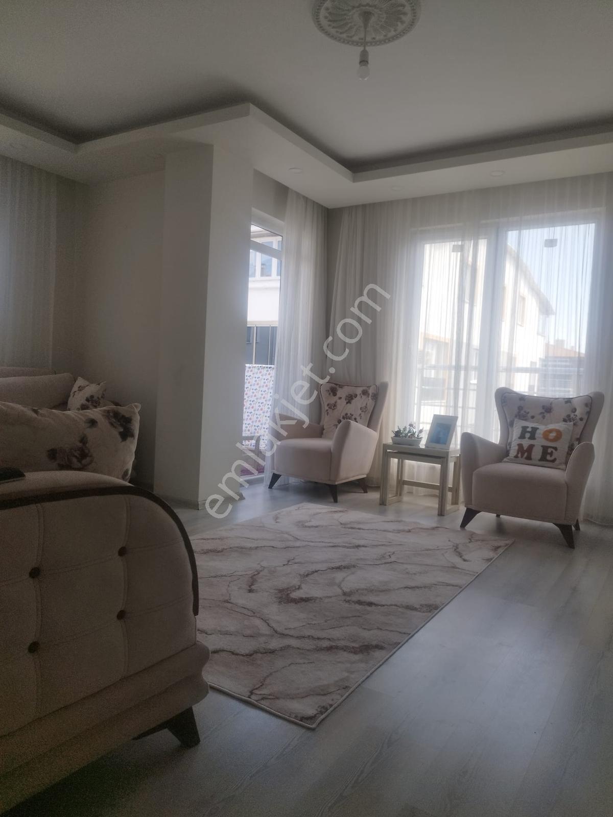 Bozkurt Mahhallesinde Migros Market Üstü 1 Kat 3+1 Satılık Daire - Görsel 8