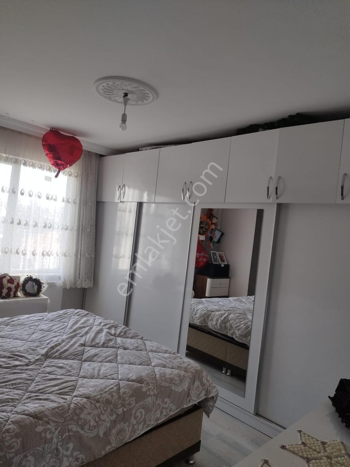 Bozkurt Mahhallesinde Migros Market Üstü 1 Kat 3+1 Satılık Daire - Görsel 4