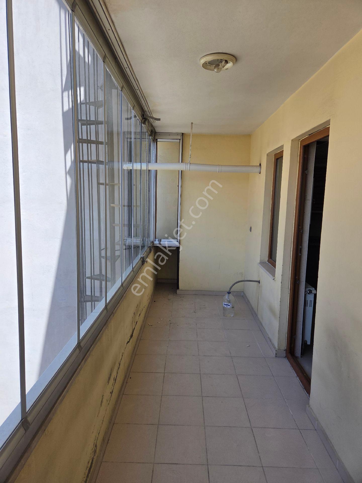 İcadiye Mh. Şehitlik Altı 4+1 Asansörlü 210m² Kiralık Daire - Görsel 23