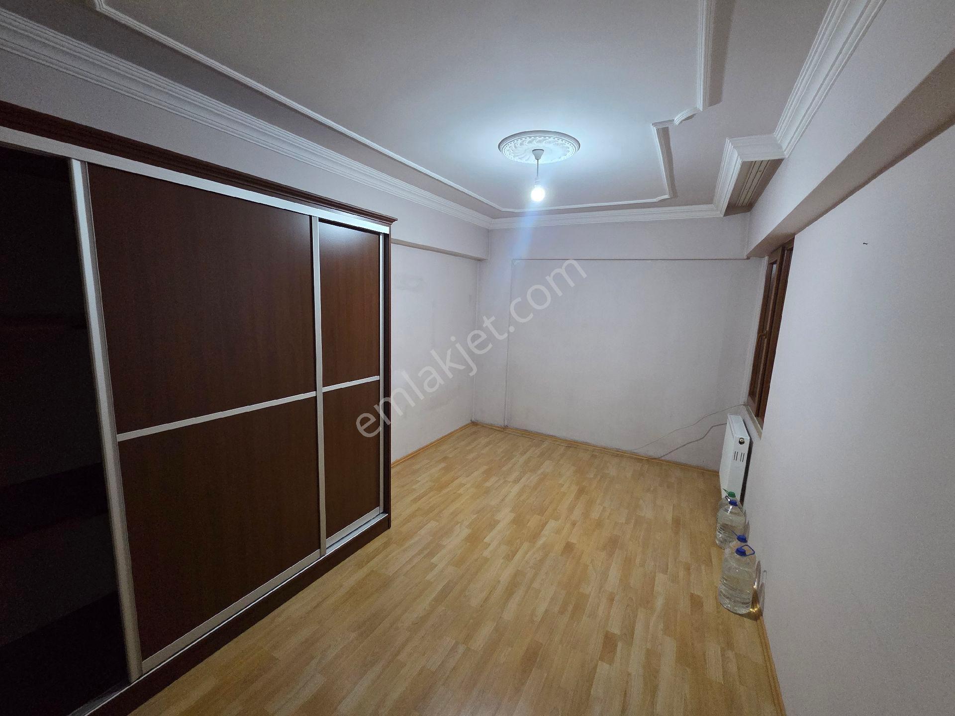 İcadiye Mh. Şehitlik Altı 4+1 Asansörlü 210m² Kiralık Daire - Görsel 37