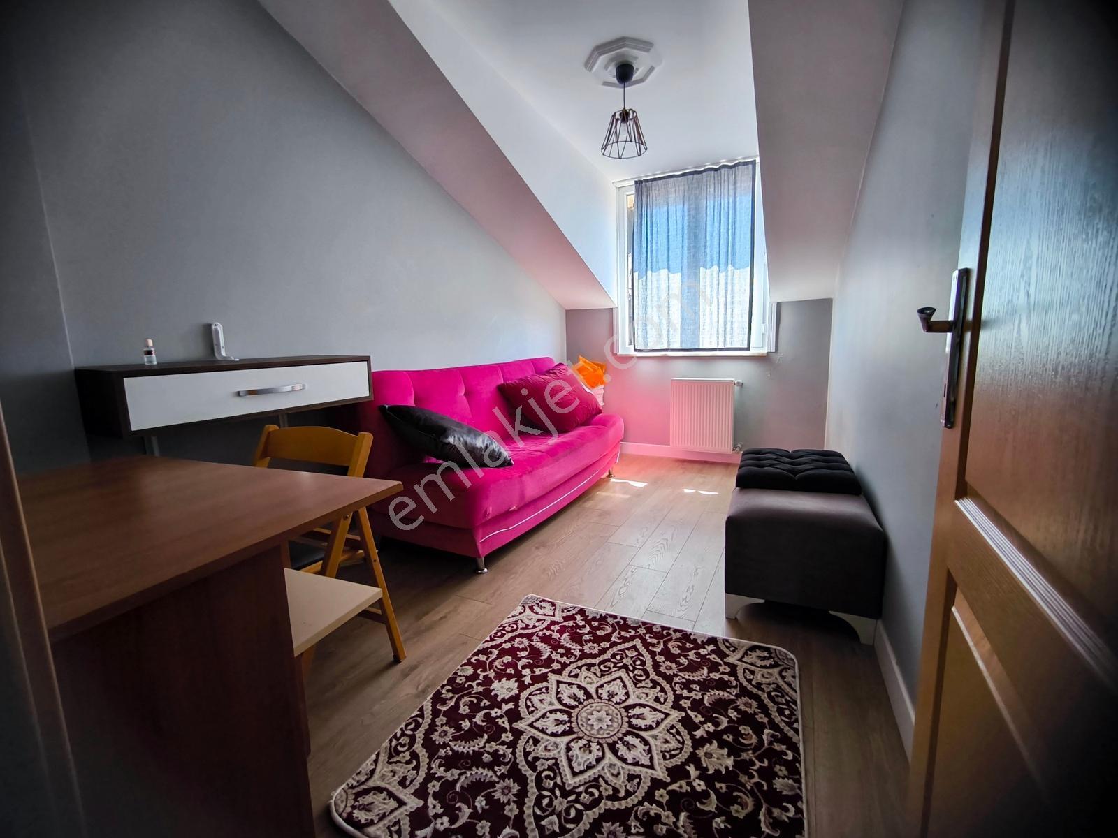 Çekmeköy Çamlıkta Teraslı 2+1 Satılık Eşyalı Daire Yatırımlık - Görsel 34
