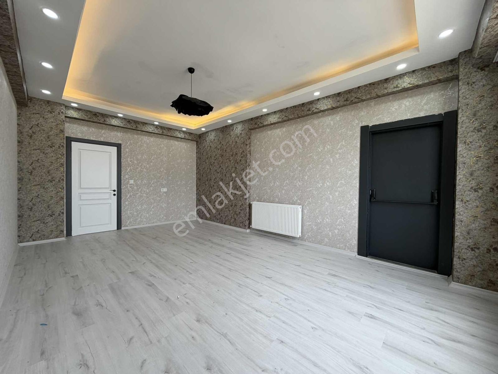 Mhr Group Gayrimenkulden Batıkent'te Satılık 4 Odalı Lüks Daire - Görsel 34