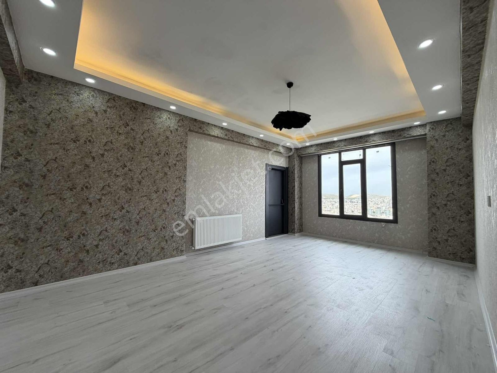 Mhr Group Gayrimenkulden Batıkent'te Satılık 4 Odalı Lüks Daire - Görsel 12
