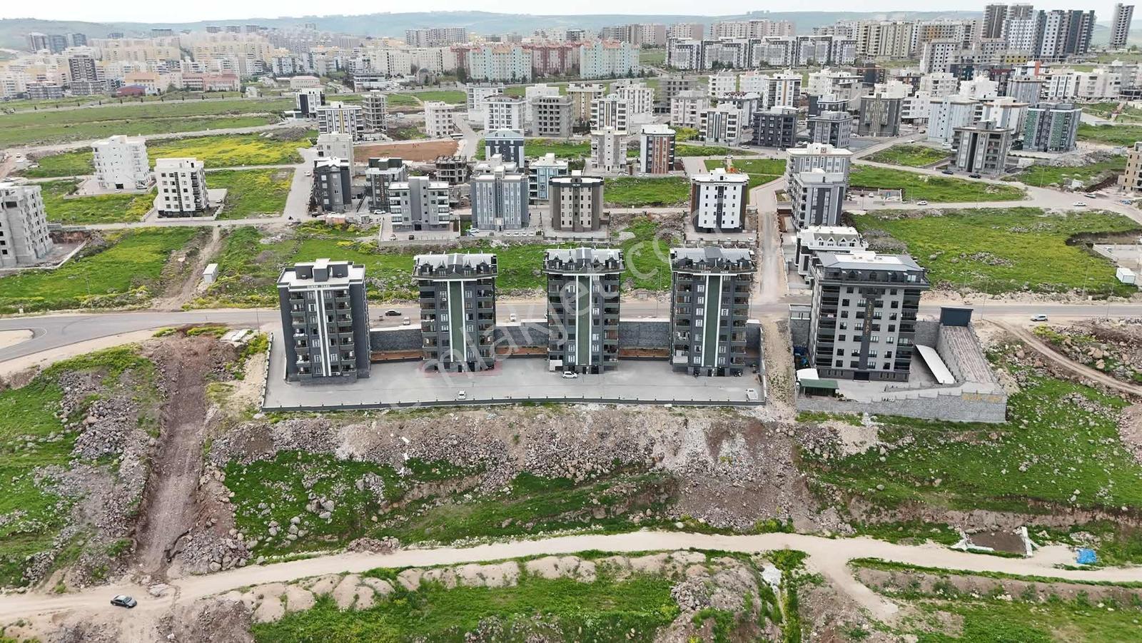 Mhr Group Gayrimenkulden Batıkent'te Satılık 4 Odalı Lüks Daire - Görsel 6