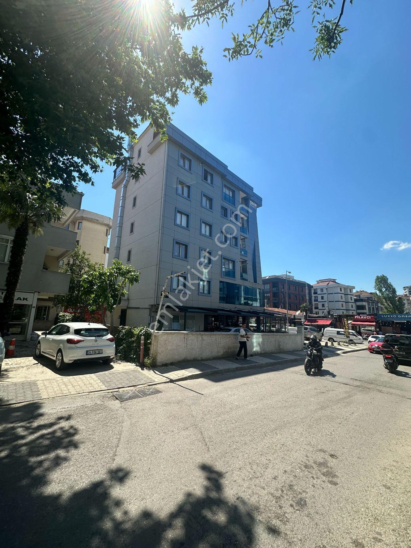 Maltepe Bağlarbaşın'da Oldukça Kullanışlı 2+1 Kiralık Dairemiz - Görsel 18