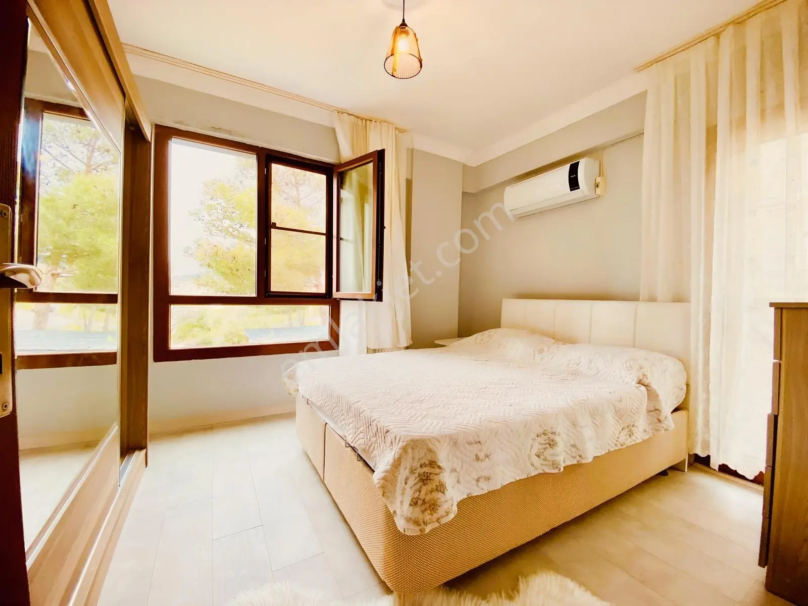 Akbükte Deniz Ve Doğa Manzaralı Satılık 5+2 Müstakil Villa - Görsel 24