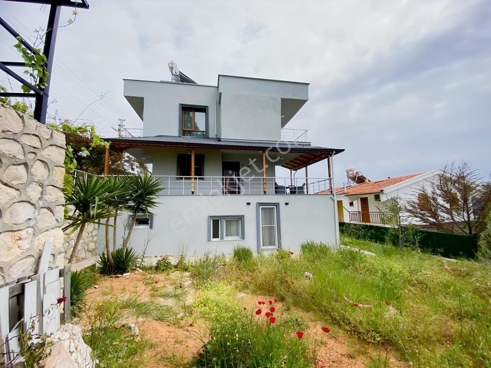 Akbükte Deniz Ve Doğa Manzaralı Satılık 5+2 Müstakil Villa - Görsel 6