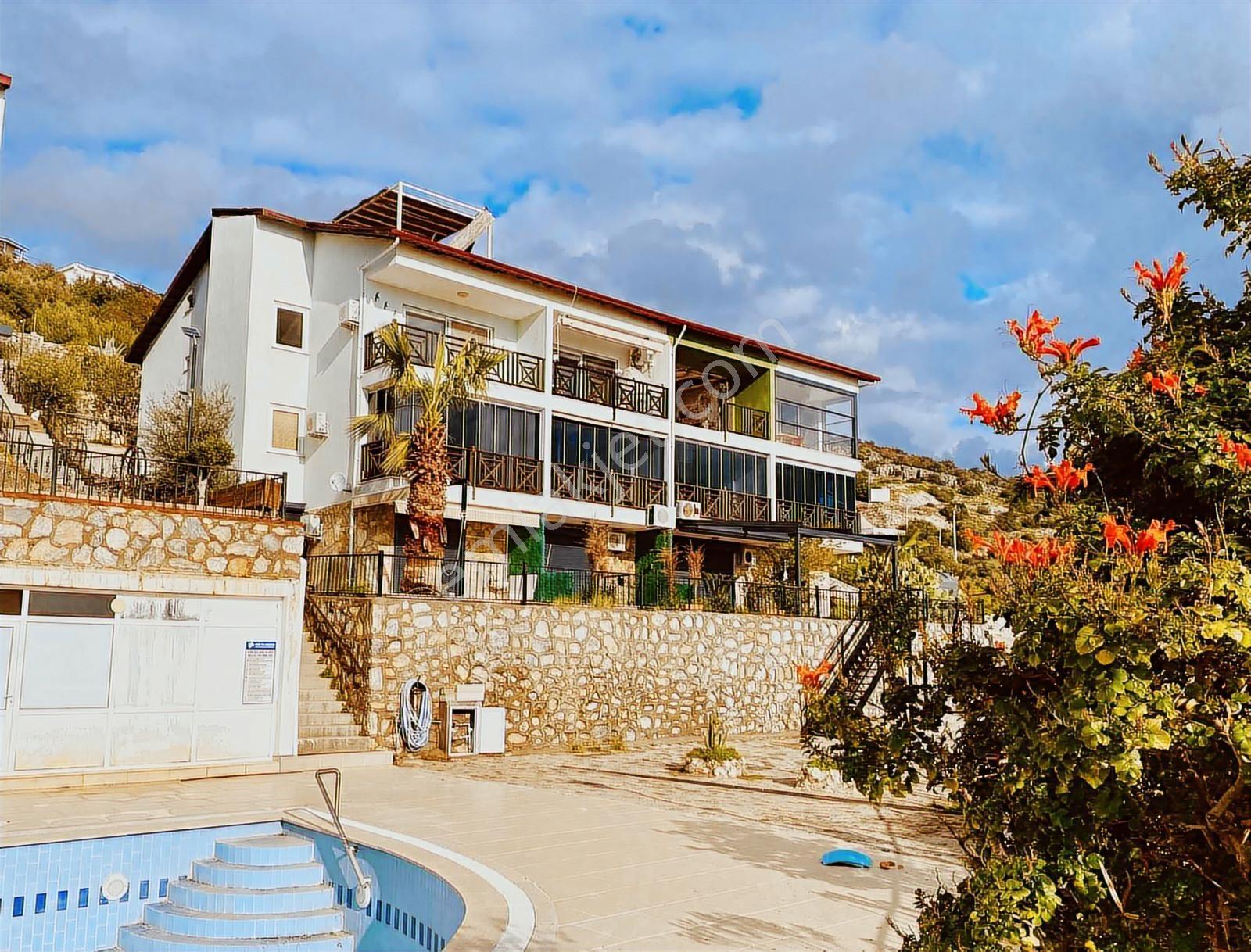 Didim, Akbük'te Eşyalı Satılık Deniz Manzaralı 2+1 Dublex Daire - Görsel 11
