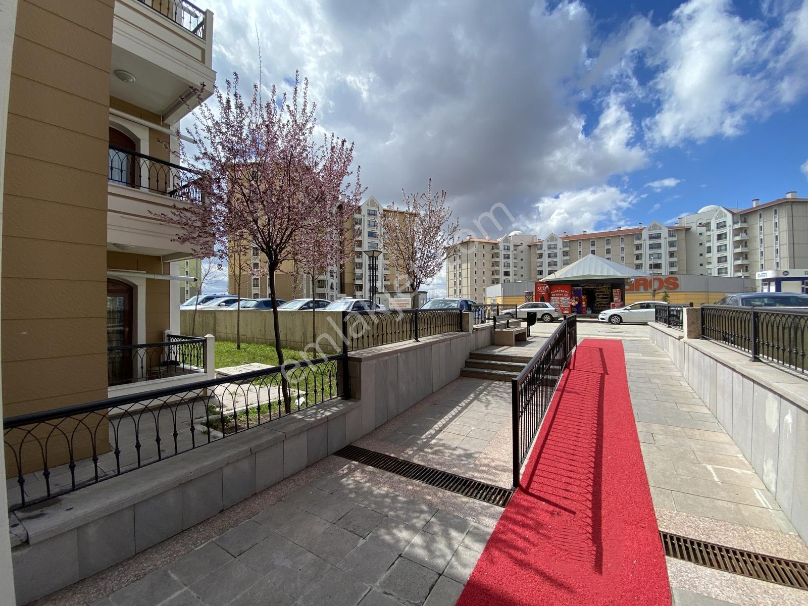 809 Etap / 3+1 / Cadde Üstünde Merkezi Konumda Giriş Kat Satılık - Görsel 19