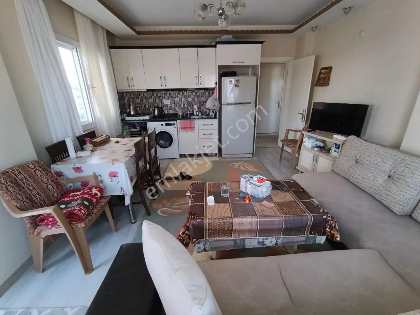 Didim Cumhuriyet Mah.satılık 2+1 Ara Kat,ön Cephe,eşyalı Daire - Görsel 5