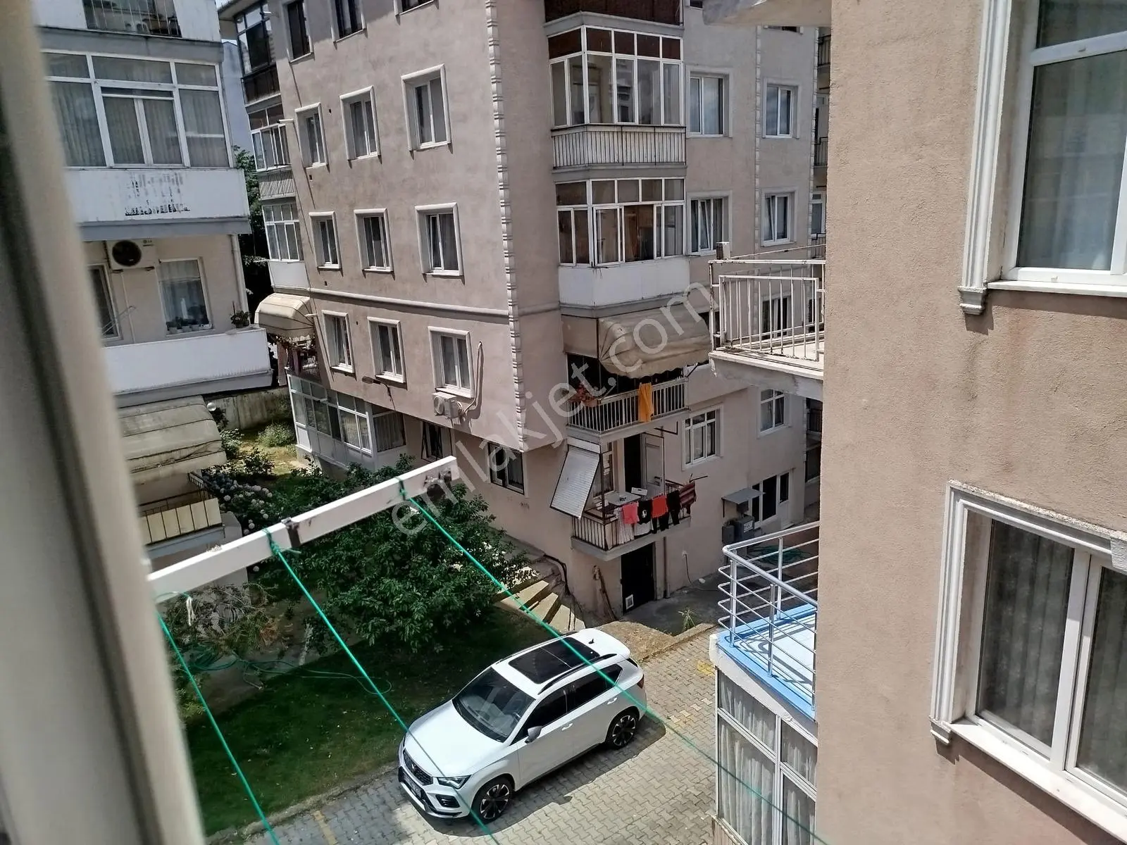Remax Natural'den Yüzbaşılarda Satılık 3+1 Daire