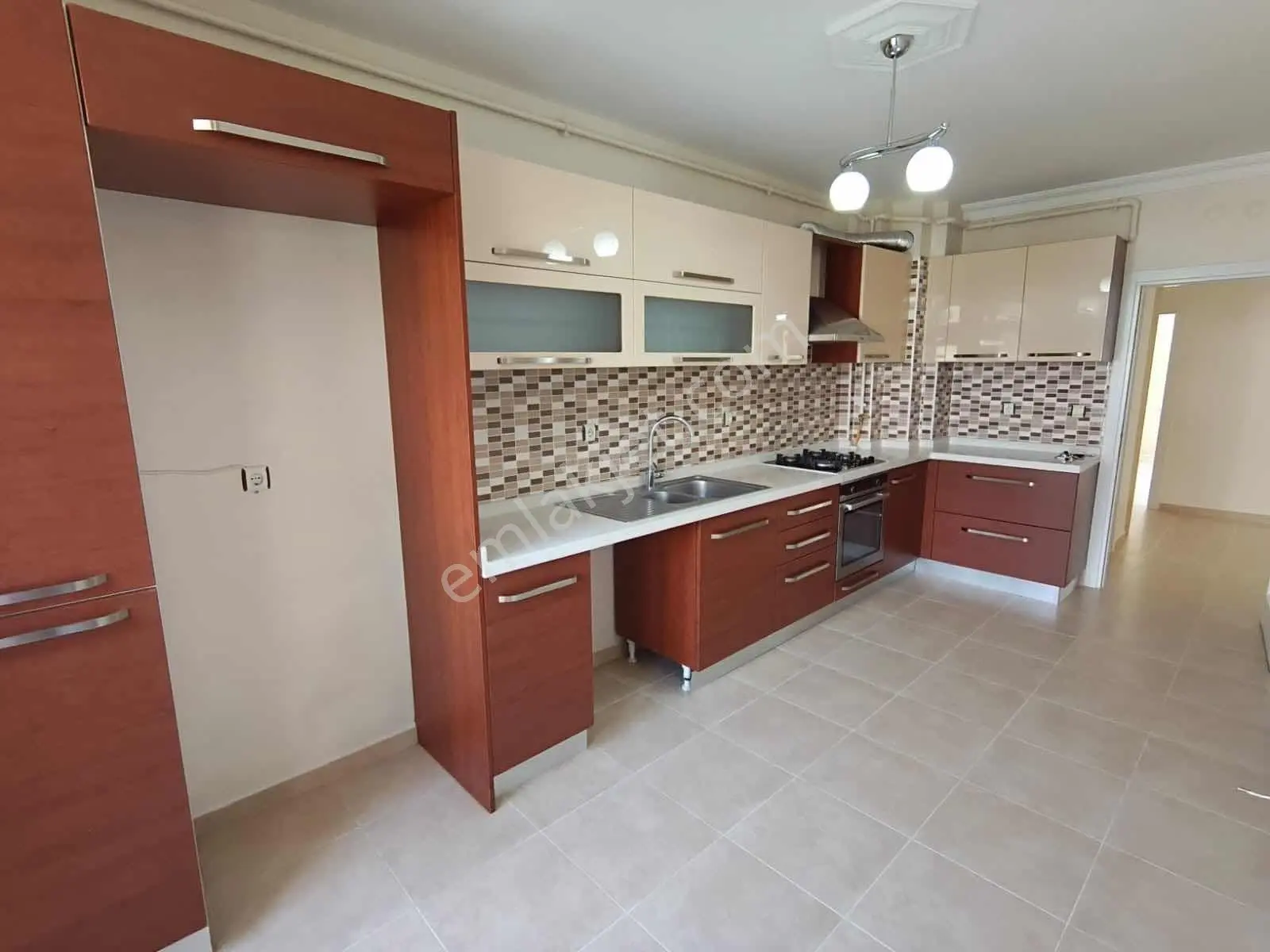 Rw Nestten Vişnelik Mh De 130 M2 Asansörlü 3+1 Satılık Daire