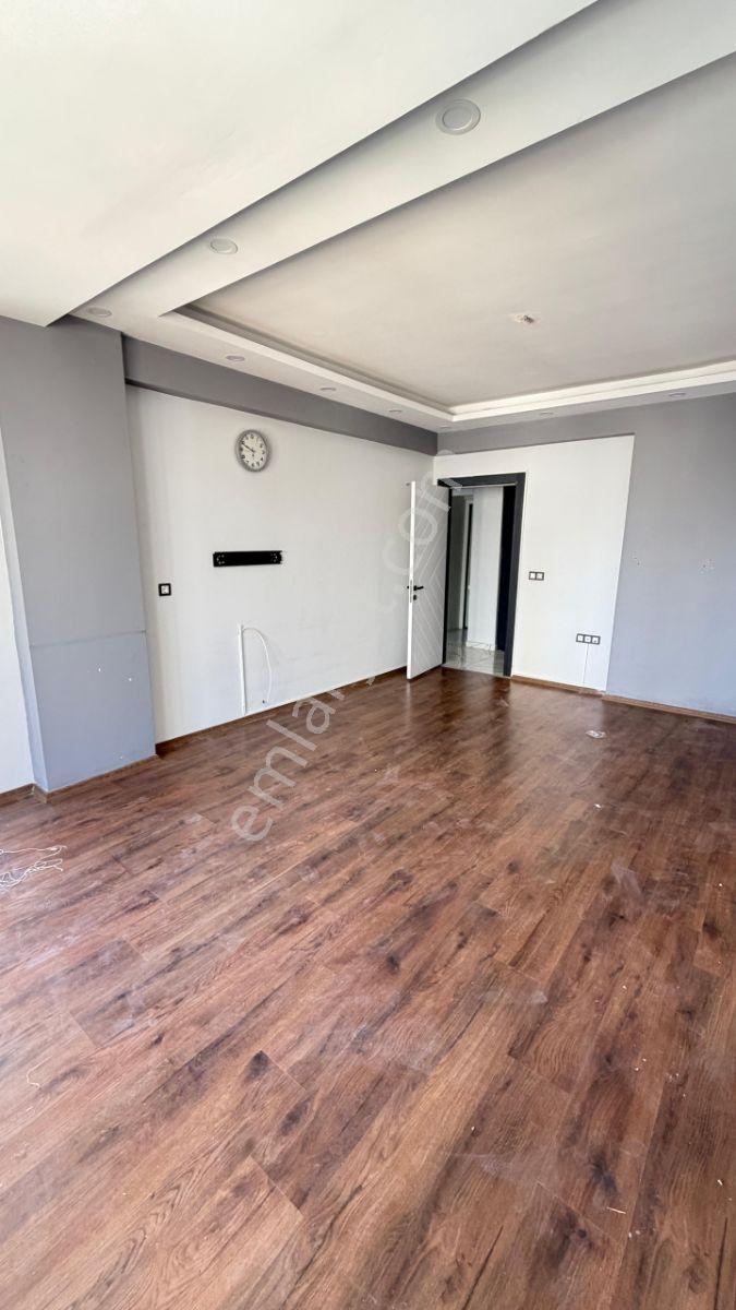 Şehir Merkezinde,kanal Boyuna Yakın Kiralık 2+1 Daire - Görsel 18