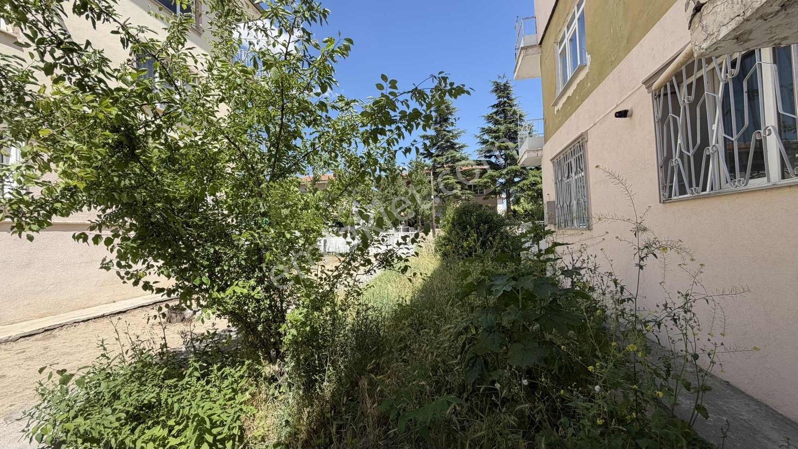 Remax Dem'den Yenimahalle Mah. Geniş 2+1 Kiralık Daire - Görsel 12