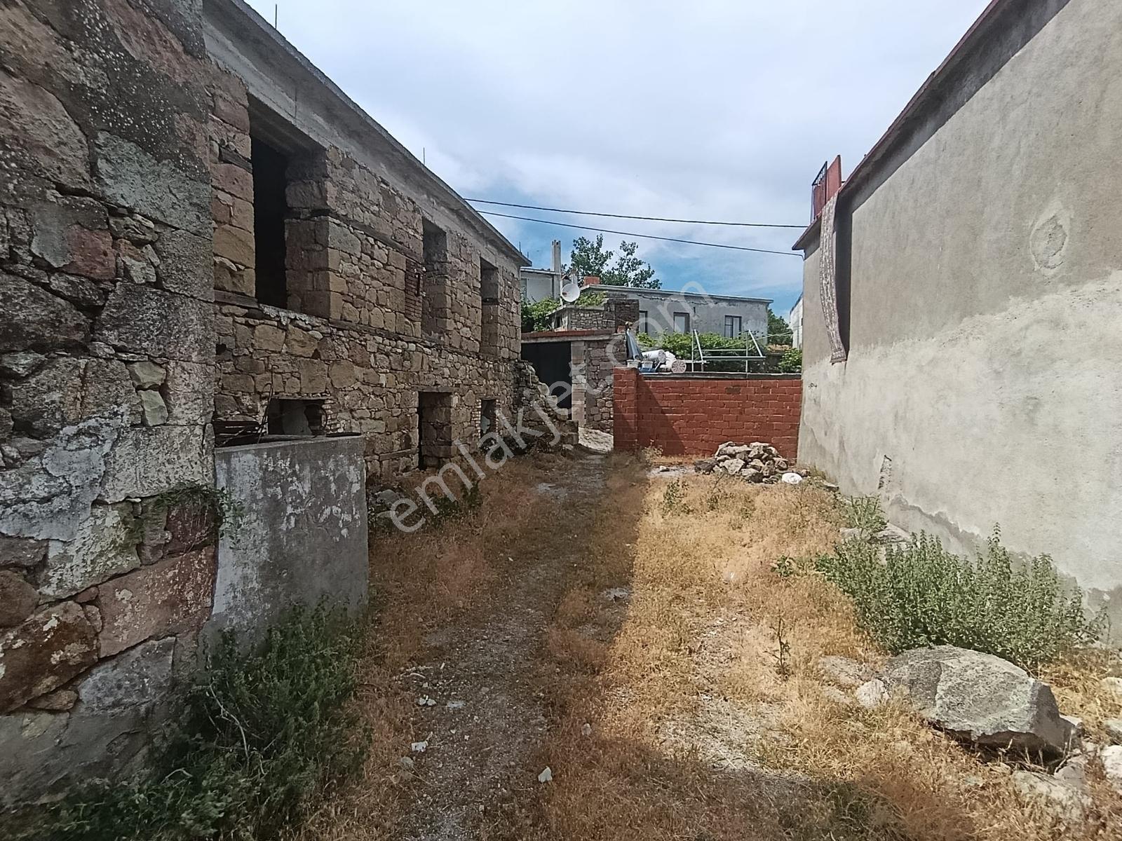 Kerim'den Satılık Egenin Gözdesi Ahmetçe'de Taş Köy Evi - Görsel 12