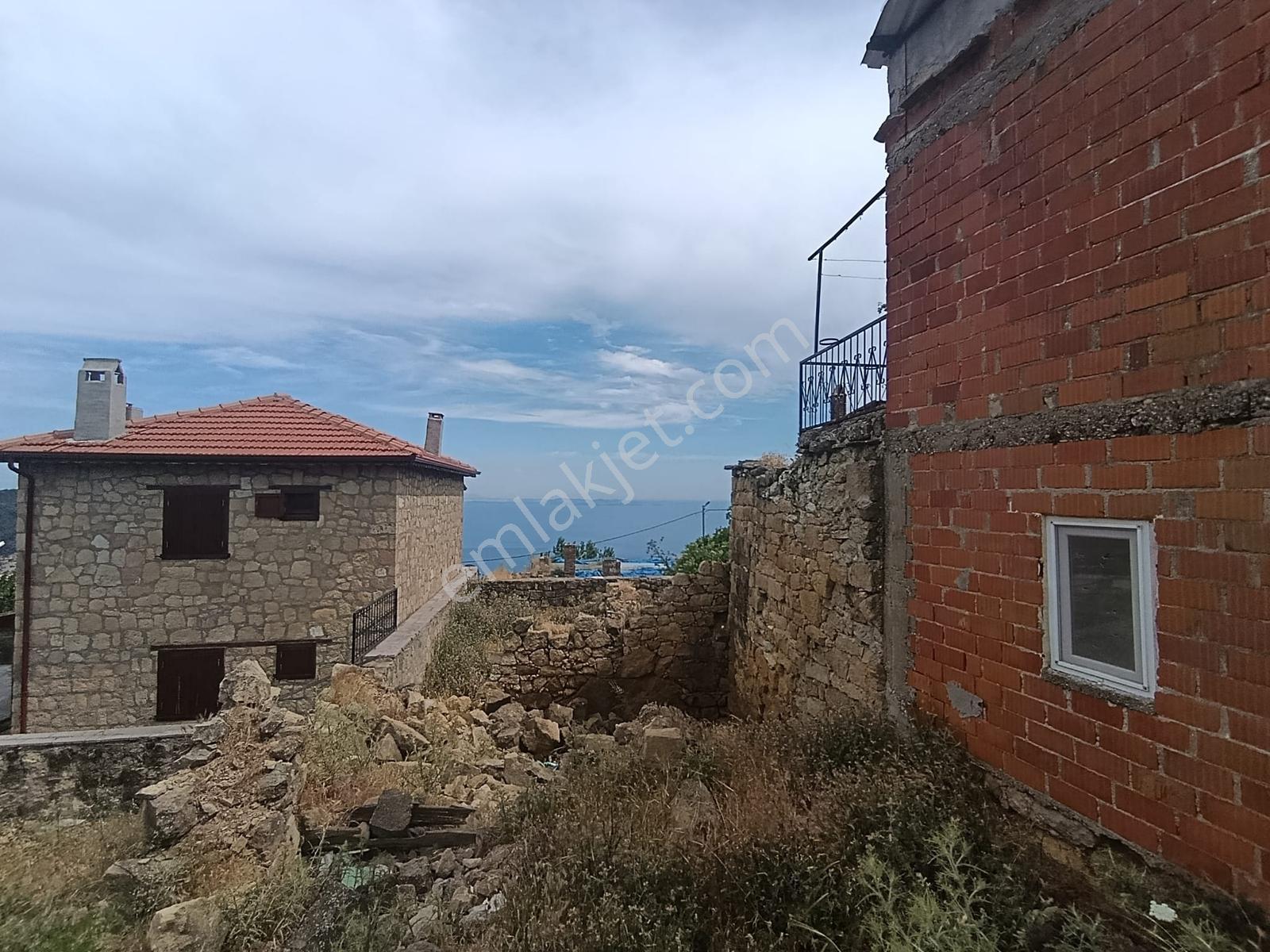 Kerim'den Satılık Egenin Gözdesi Ahmetçe'de Taş Köy Evi - Görsel 22