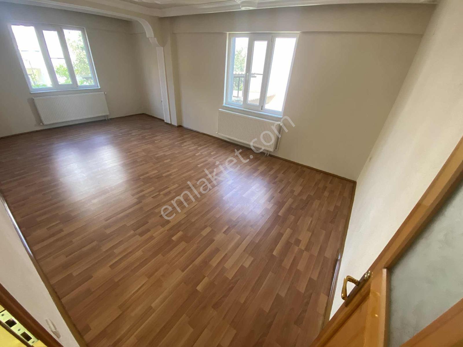Toygar Mah. Sefaköy Cami Yakını Kiralık 3+1 Arakat Daire - Görsel 2