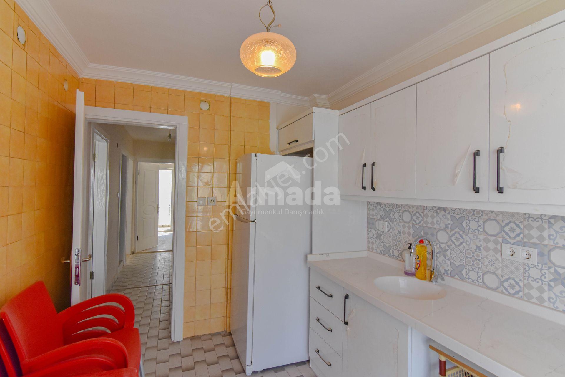 Kuşadası Merkez Cumhuriyet Mahallesinde Satılık 2+1 Daire - Görsel 9