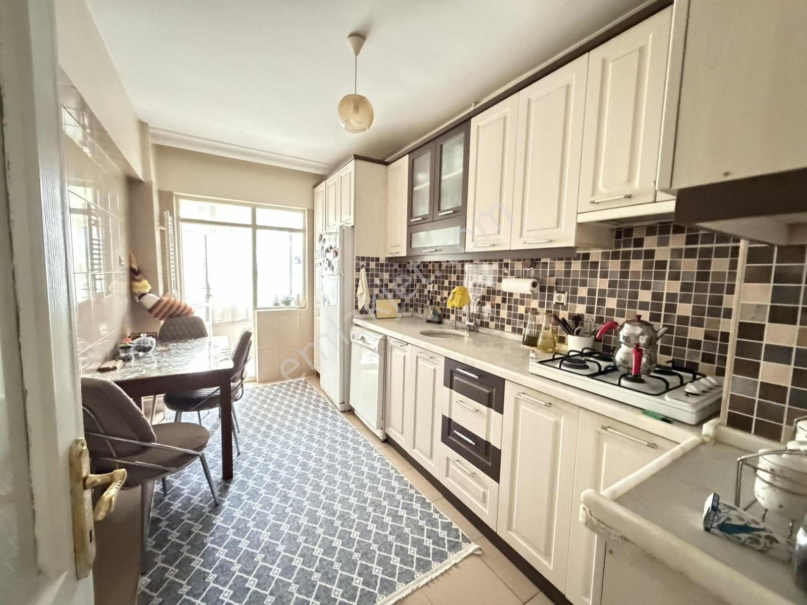 Mareşal Çak Mah 135 M2 Ful Yapılı 3+1 Altında Daire Var - Görsel 9