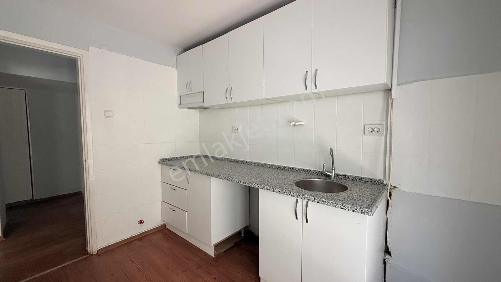 Esenyalı Mah. Göztepe Metro Yakını Bahçeli 3+1 Satılık Daire - Görsel 36