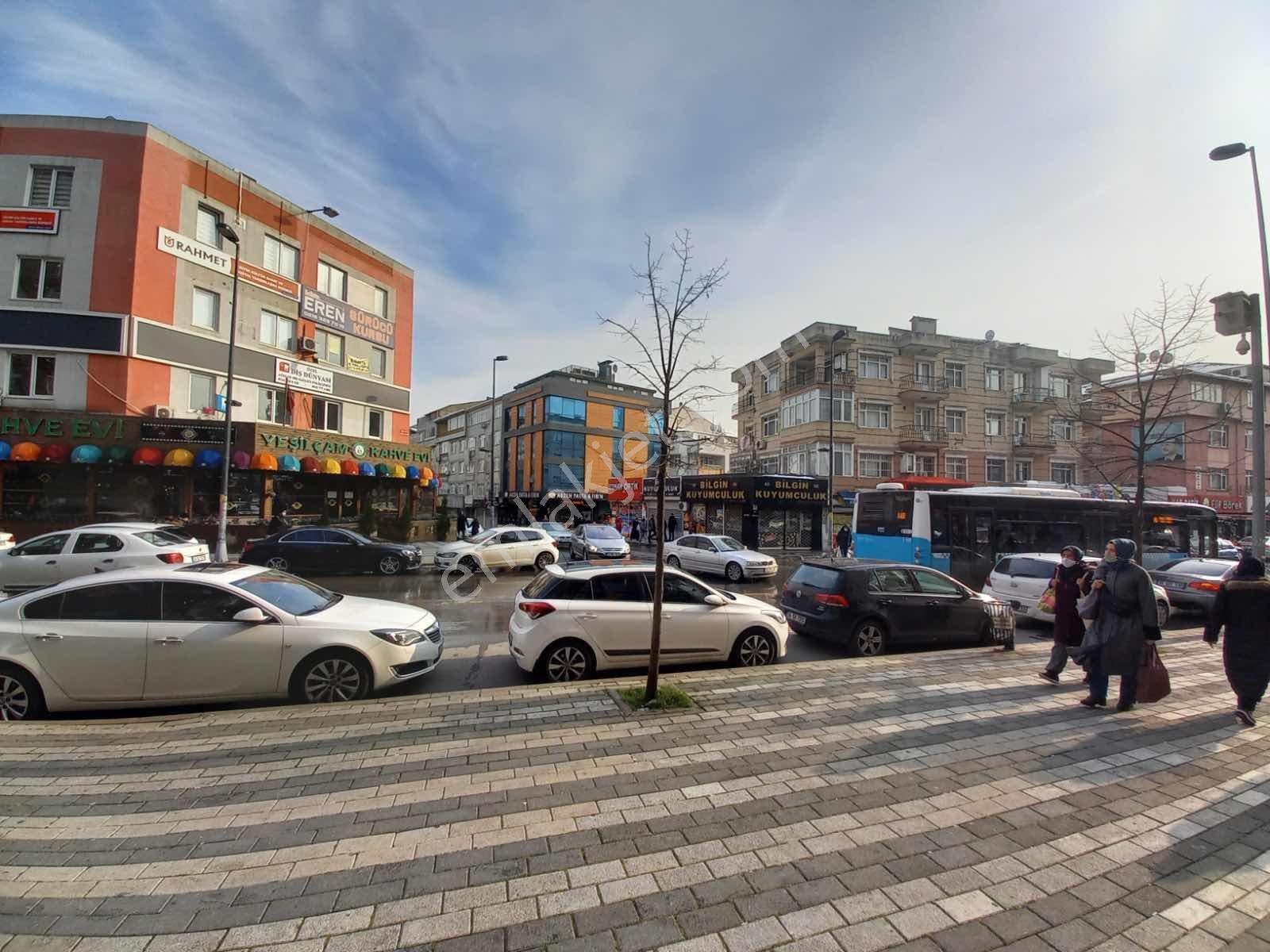 F-l Emlaktan Bulgurlu Merkezde 3+1 135 M2 Katta Tek!... - Görsel 20
