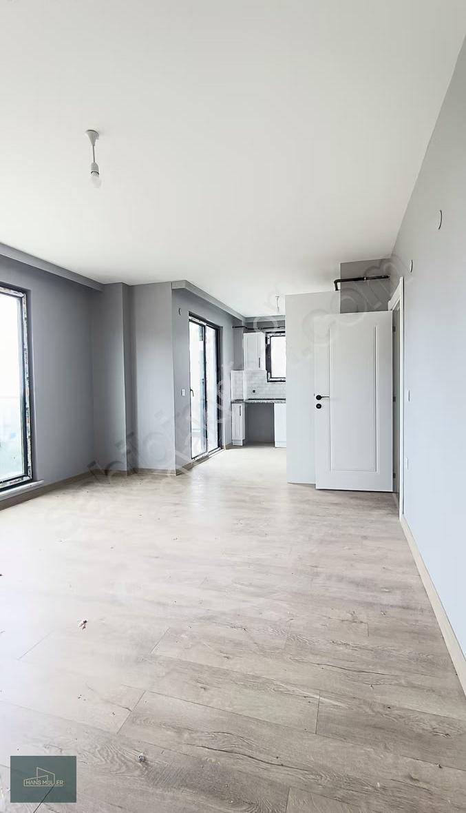 Hans Muller * Kiralık 3 + 1 * Yerden Yüksek Zemin Kat - Görsel 4