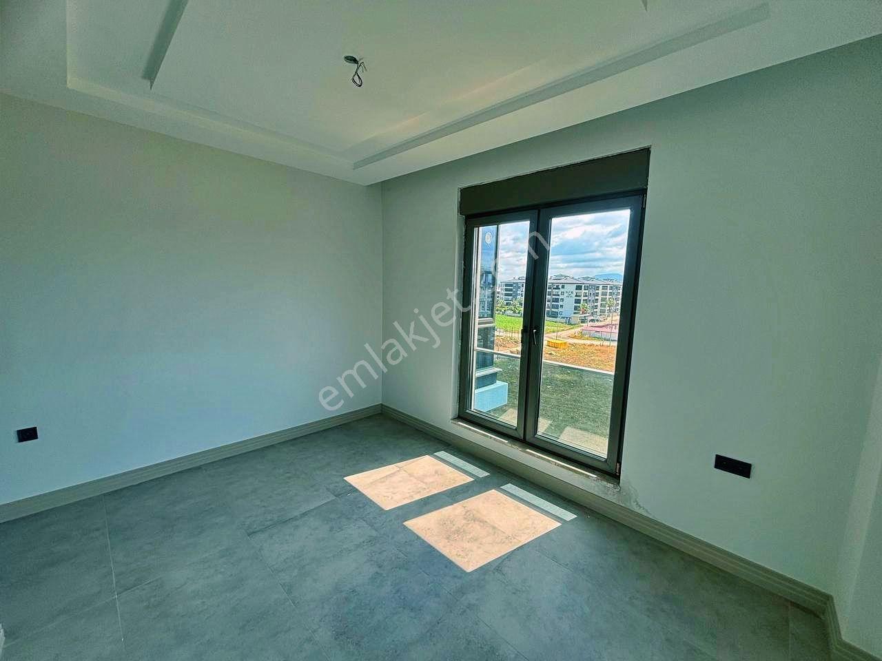 Uytundan Burhaniye Bahçelievlerde Havuzlu Sitede 3+1 Lüks Daire - Görsel 32