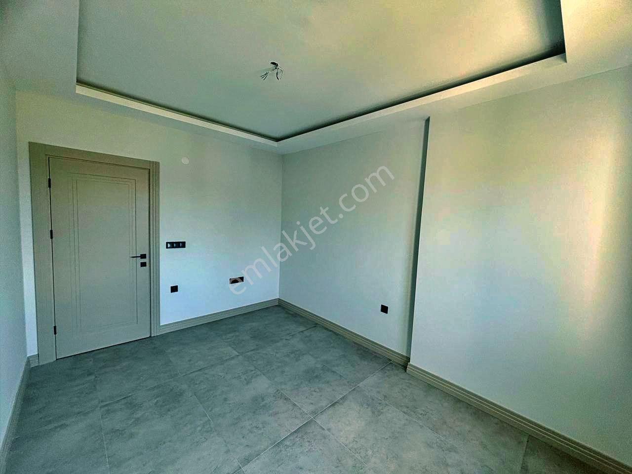 Uytundan Burhaniye Bahçelievlerde Havuzlu Sitede 3+1 Lüks Daire - Görsel 10