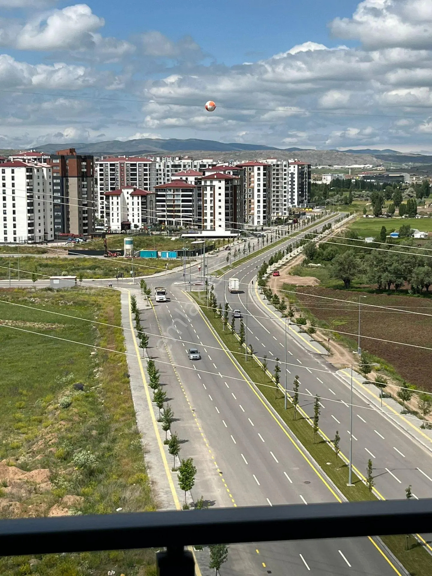 Damla Emlaktan Kardeşler Mah.kiralık 4+1 Yeni Daire