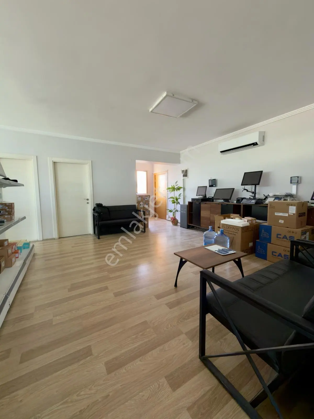 Turpa Msb'den Su Plaza'da 2+1 110 M2 Arakat Kapalı Mutfak Ofis