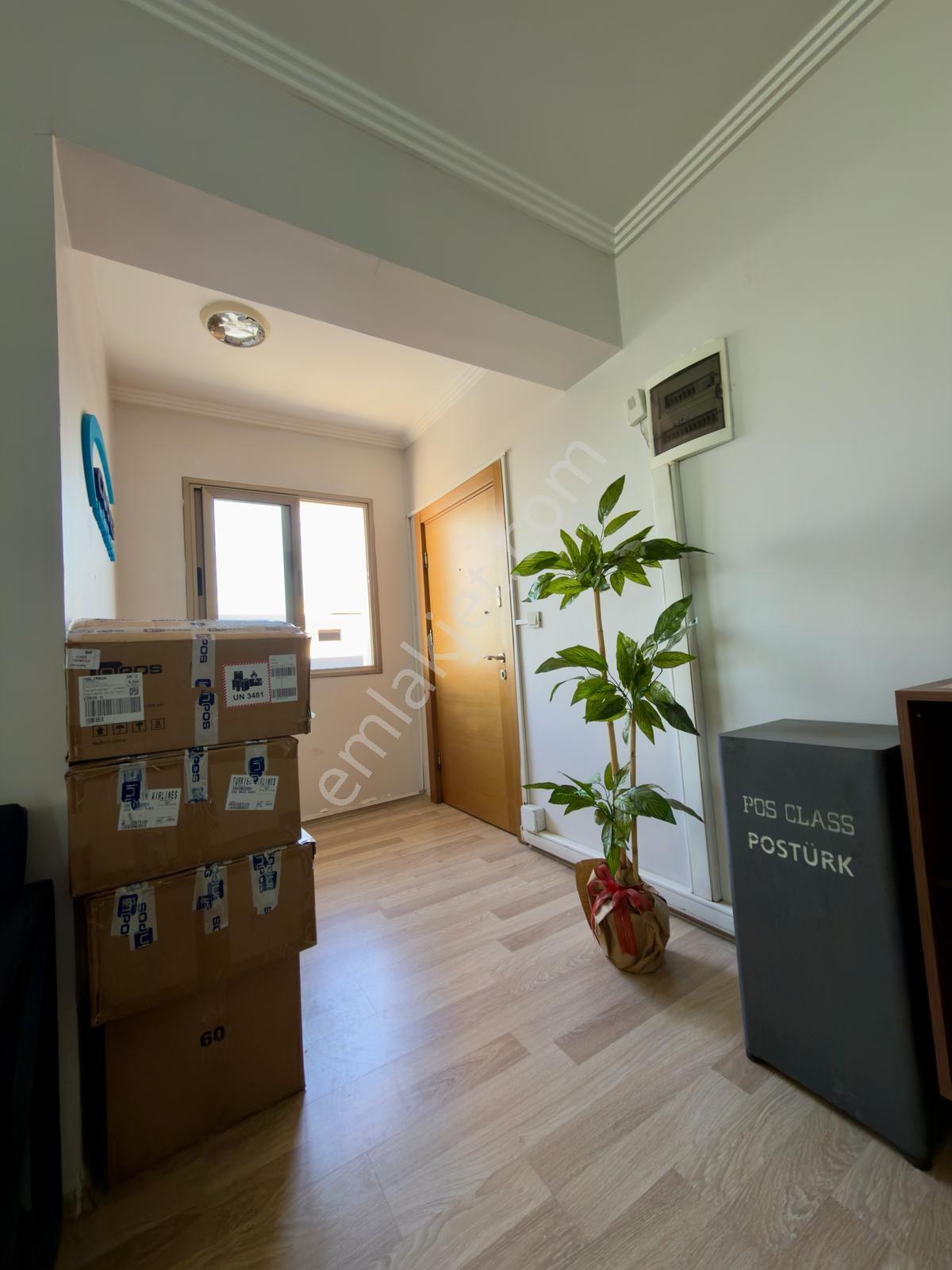 Turpa Msb'den Su Plaza'da 2+1 110 M2 Arakat Kapalı Mutfak Ofis - Görsel 10