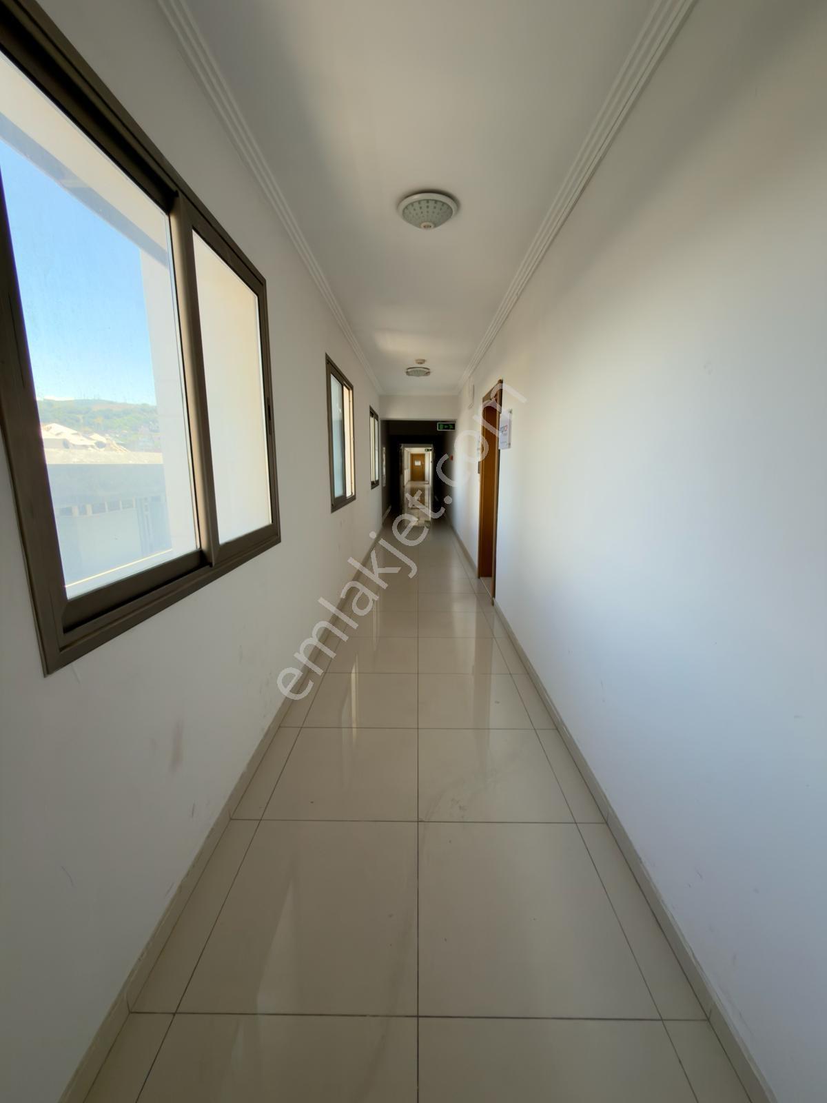Turpa Msb'den Su Plaza'da 2+1 100 M2 Arakat Kapalı Mutfak Ofis - Görsel 16