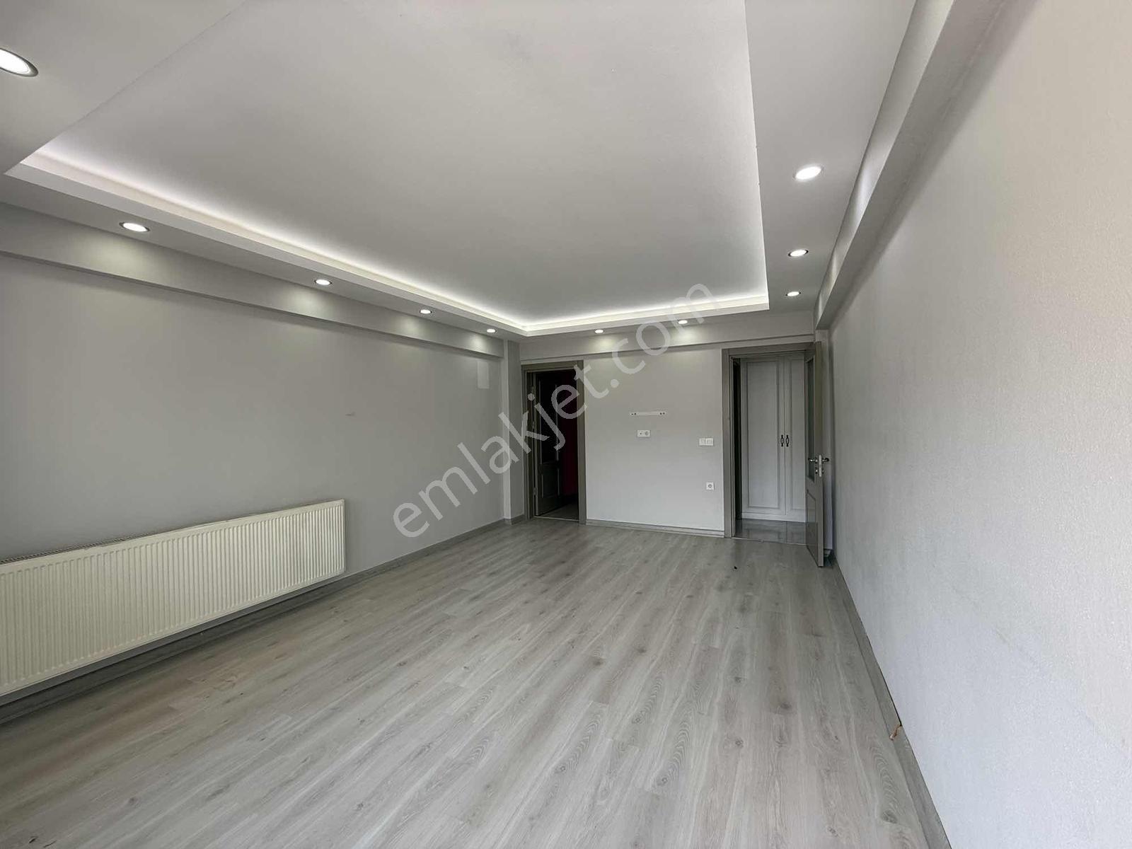 Turpa Balçova'dan Onur Mah. 4+1 Ferah Geniş Kiralık Daire - Görsel 18