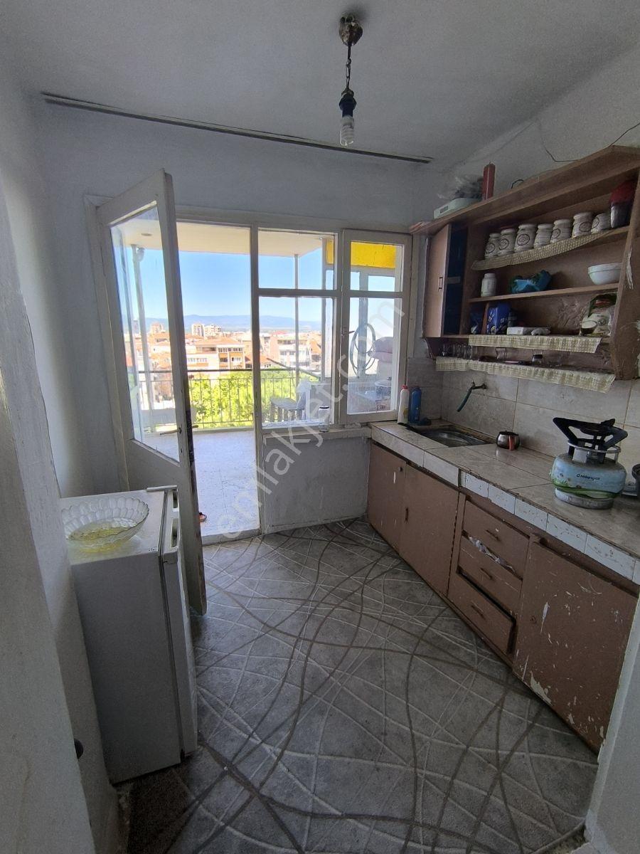 Manisa Saruhan Mah.múze Arkası Önü Açık 2+1 110 M2 Çatı 2.000.00 - Görsel 7
