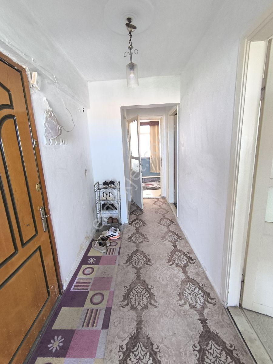 Manisa Saruhan Mah.múze Arkası Önü Açık 2+1 110 M2 Çatı 2.000.00 - Görsel 13