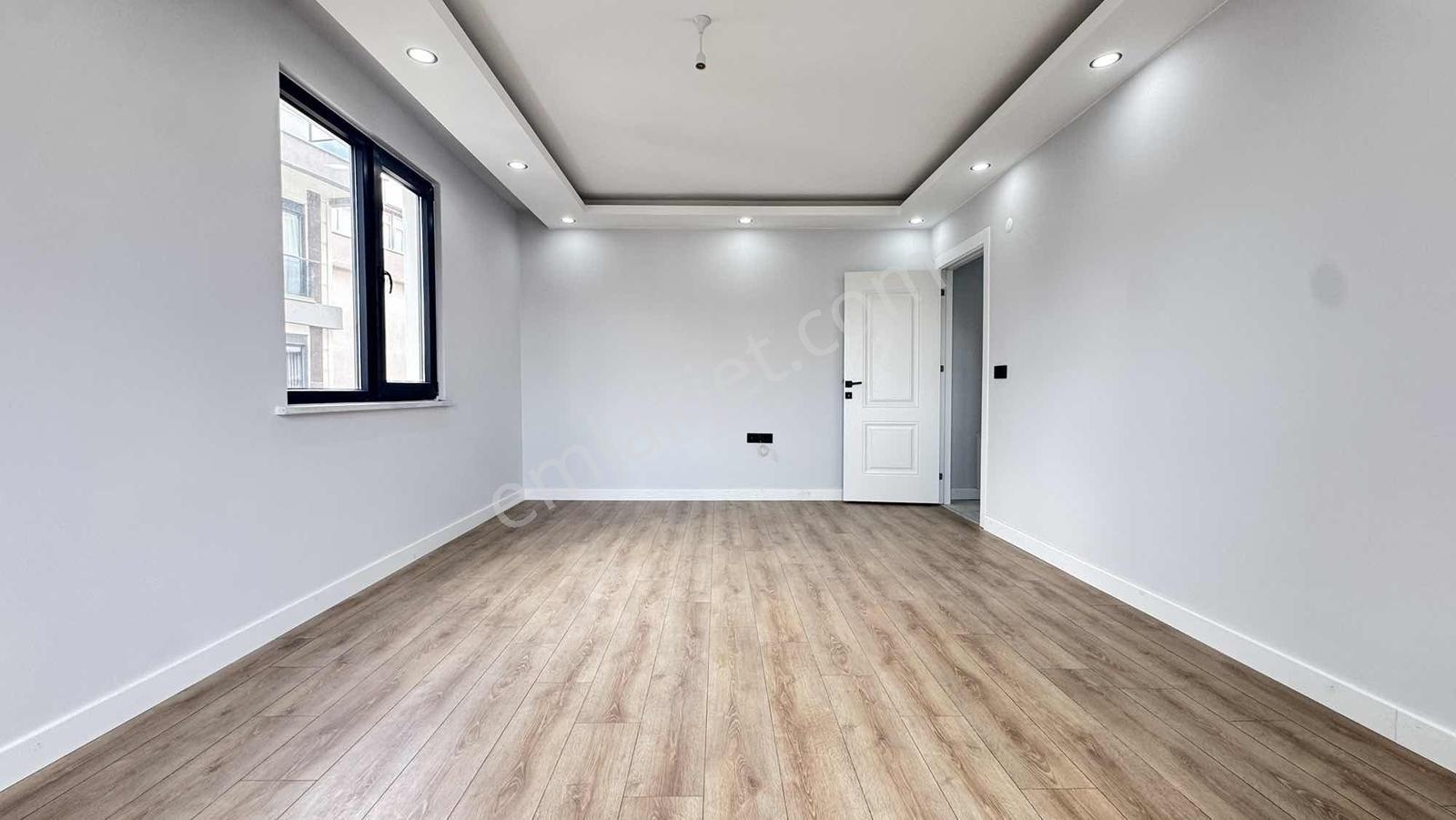 Darıca Merkez De 2+1 95m2 Asansörlü Lüks Arakat