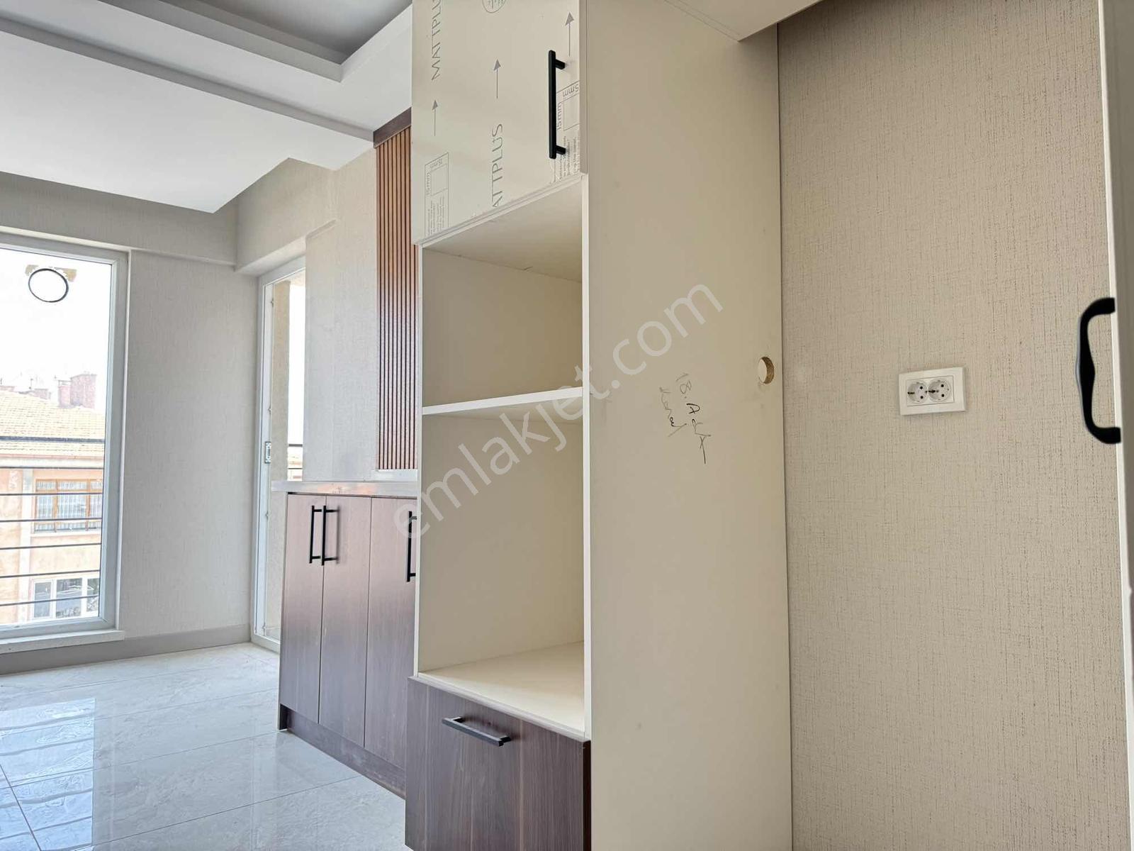 Karapürçek Mah. 2+1 Full Yapılı 100m2 Katta Ön Cephe Sıfır Daire - Görsel 7
