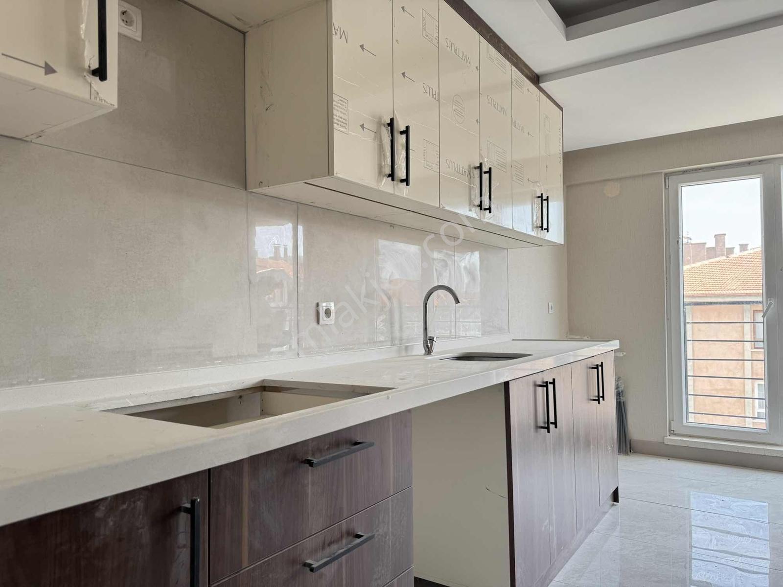 Karapürçek Mah. 2+1 Full Yapılı 100m2 Katta Ön Cephe Sıfır Daire - Görsel 29