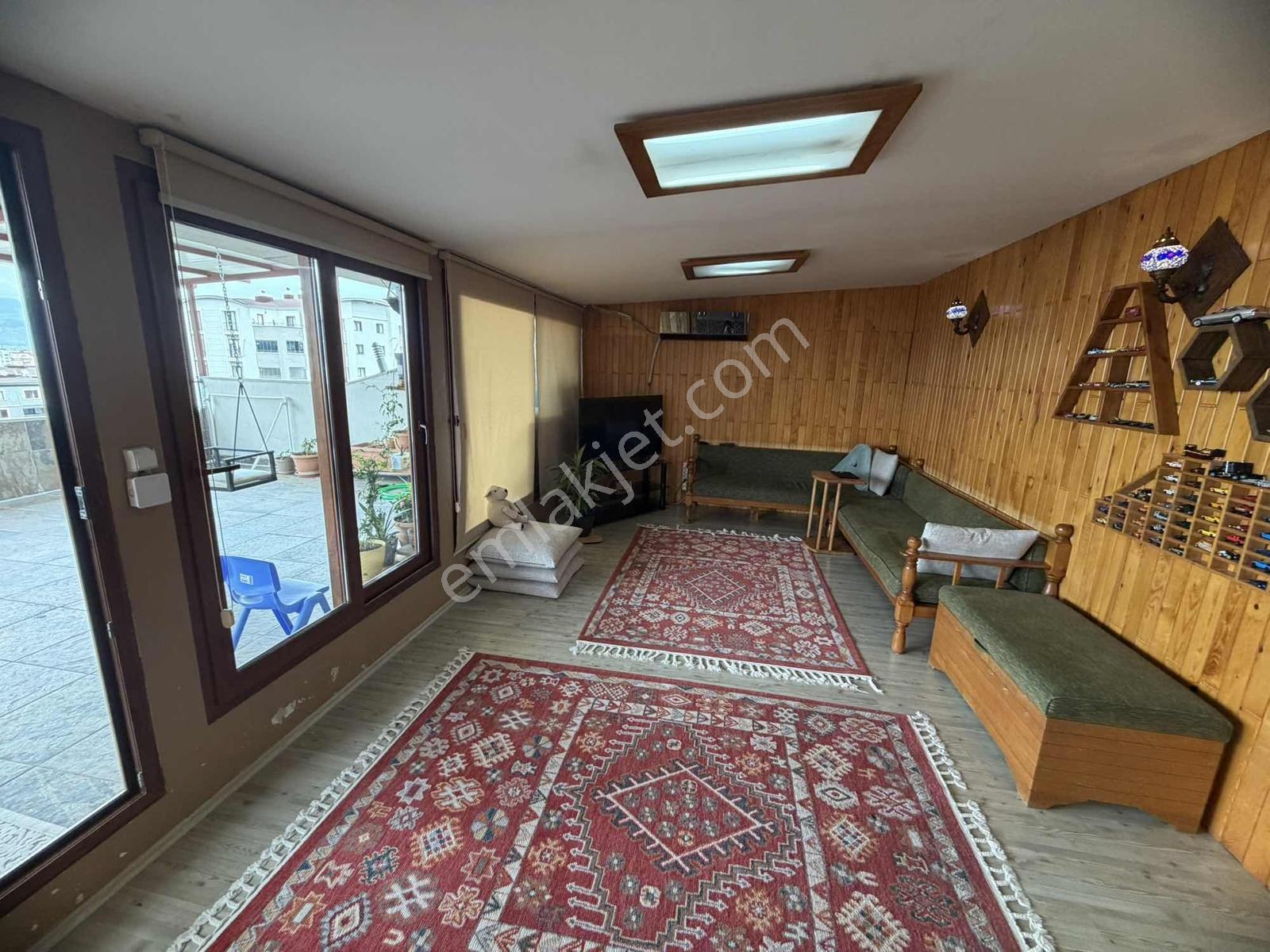 Millet Mahallesi Ekstra Yapılı Genişletilmiş 5+1 Dubleks Daire - Görsel 26
