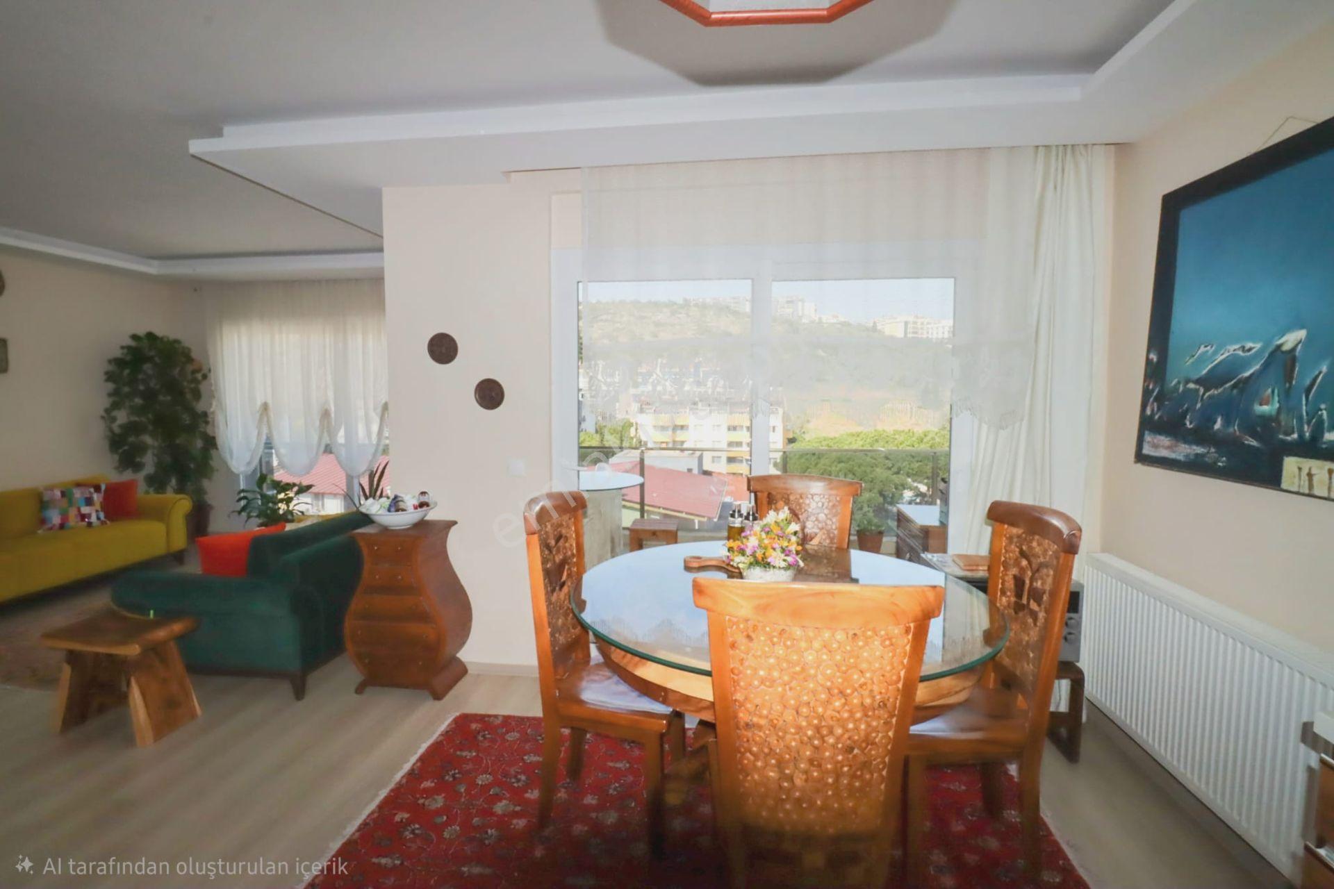 Kuşadası Otogar Bölgesinde Satılık, Caddede, Kısmi Deniz Manzaralı Büyük Çatı Dubleks - Görsel 8