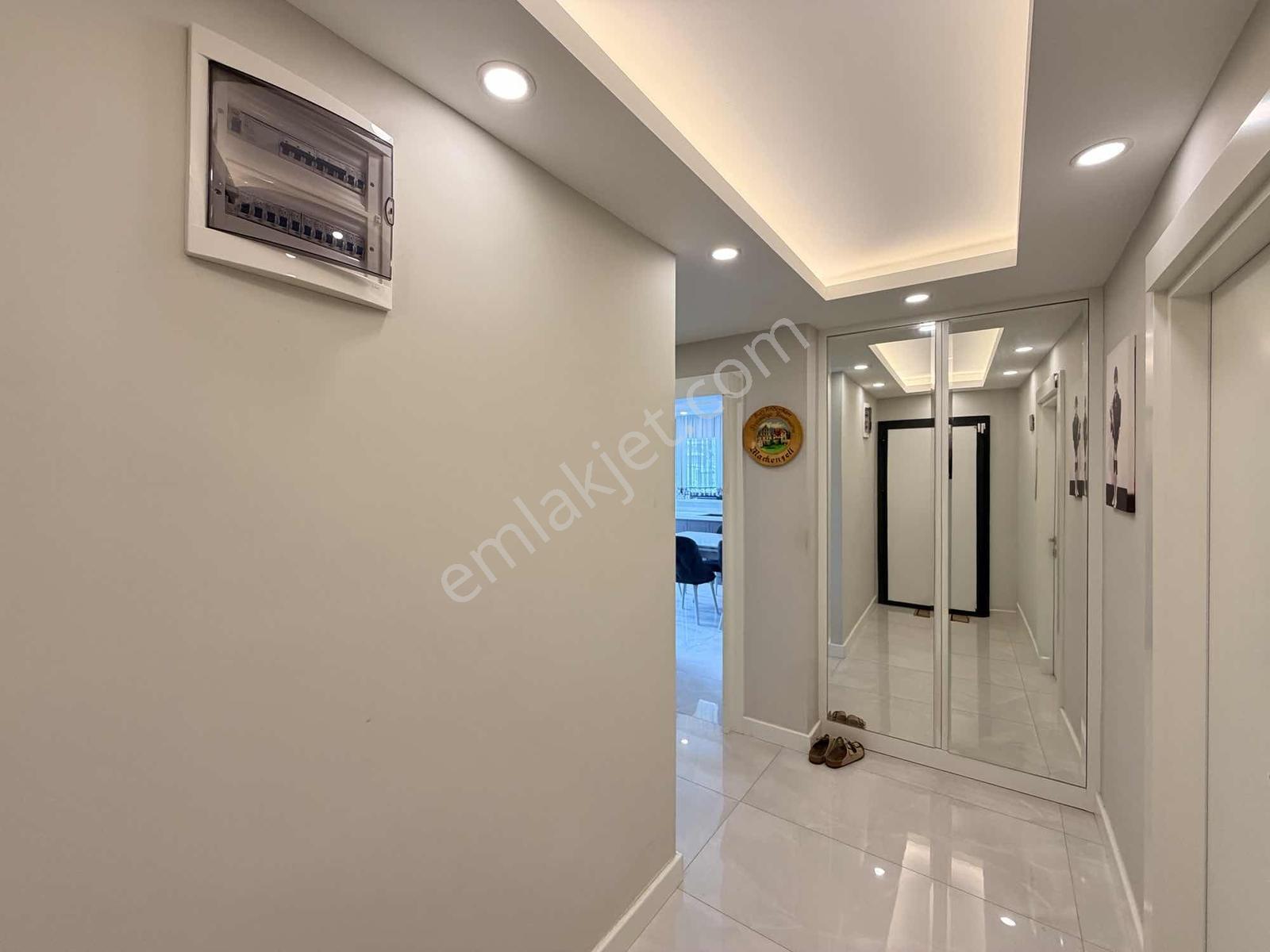 Ilıcada 2+1 Havuzlu Yerden Isıtmalı Ultralüks Eşyalı Satılık - Görsel 26