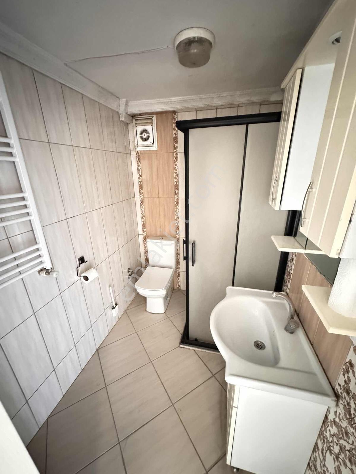 Rota'dan Karamürsel Merkezde Kiralık Arakat 2+1 Daire! - Görsel 2