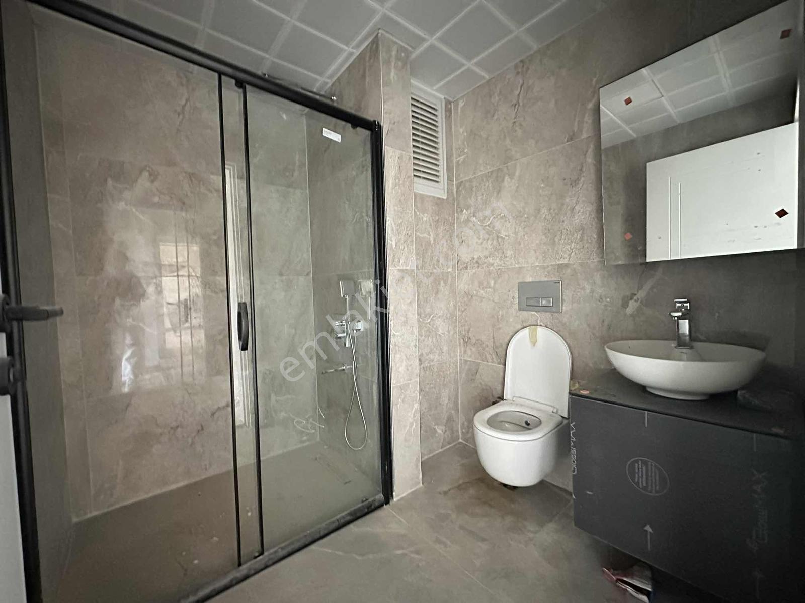 Altıntaş'ın En Donanımlı Sitesinde 2+1 Kiralık Daire - Görsel 3